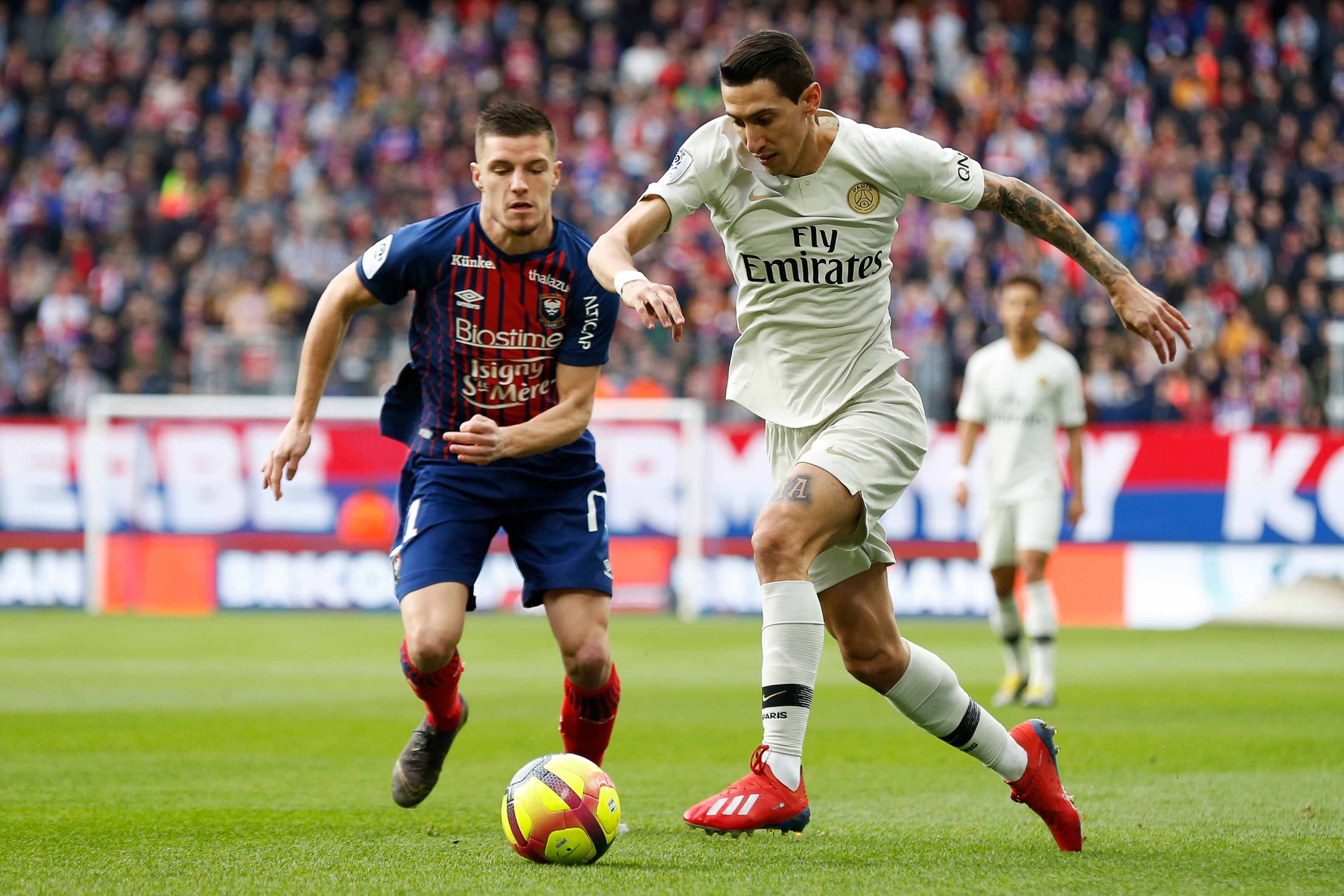 体操名将桑兰现状：瘫痪15年后嫁经纪人，婚后被丈夫和儿子宠上天（桑兰近况：经历15年瘫痪后与经纪人步入婚姻，如今获丈夫与儿子悉心守护）