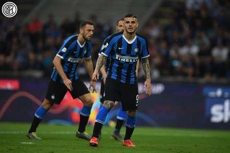 球迷在青年欧冠里对切尔西球员进行种族歧视，卡拉巴赫被罚款（青年欧冠发生针对切尔西球员的种族歧视事件，卡拉巴赫被罚款）