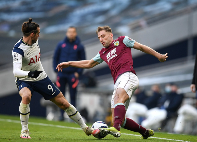 哈曼：拜仁仍是欧冠冠军的重要竞争者，战胜大巴黎是一种警告（哈曼：拜仁依然是欧冠争冠热门，击败大巴黎释放了警示信号）