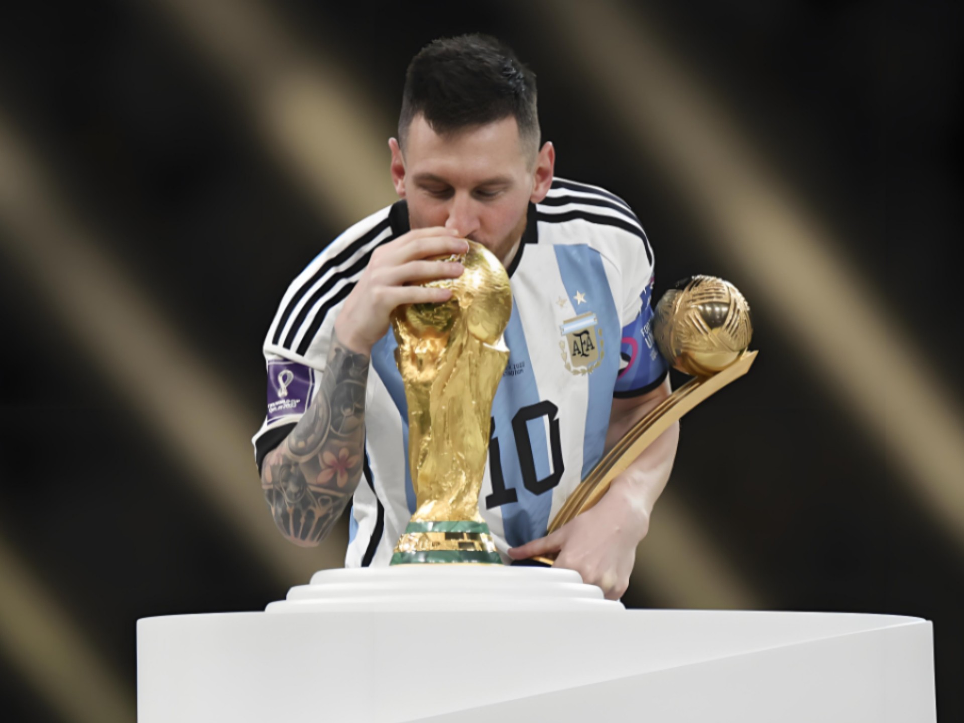 中国足协代表团访问法兰克福俱乐部，双方开展深度交流（中国足协代表团走访法兰克福俱乐部，双方进行深入交流）