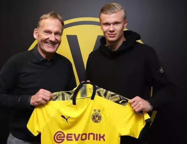 重视度拉满，美加墨三国领导人均出席2026世界杯抽签仪式（美加墨三国领导人悉数到场，2026年世界杯抽签规格拉满）