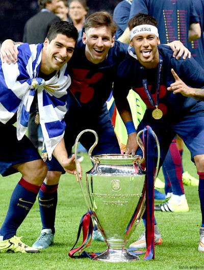 懂球帝12周年120大瞬间小组赛结果：梅西6次上榜，C罗4次武磊3次（懂球帝12周年“120大瞬间”小组赛榜单出炉：梅西6次上榜，C罗4次、武磊3次）