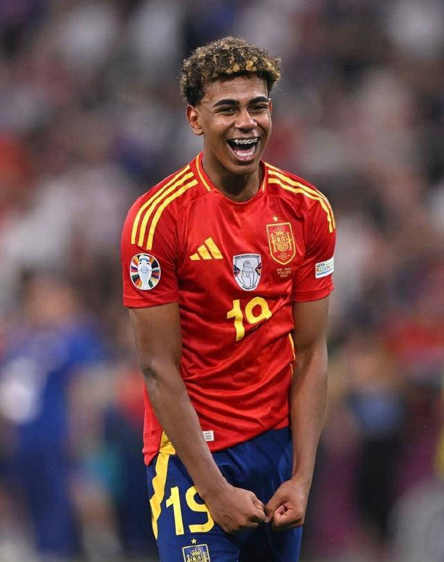 国足最新热身赛表现亮眼（国足最新热身赛状态喜人）