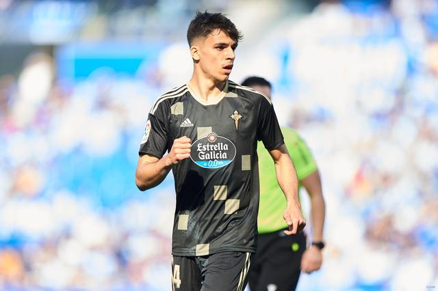 日职联战报：鹿岛鹿角主场2-1横滨水手，时隔9年再次夺冠（日职联快讯：鹿岛鹿角主场2比1力克横滨水手，九年后再度封王）