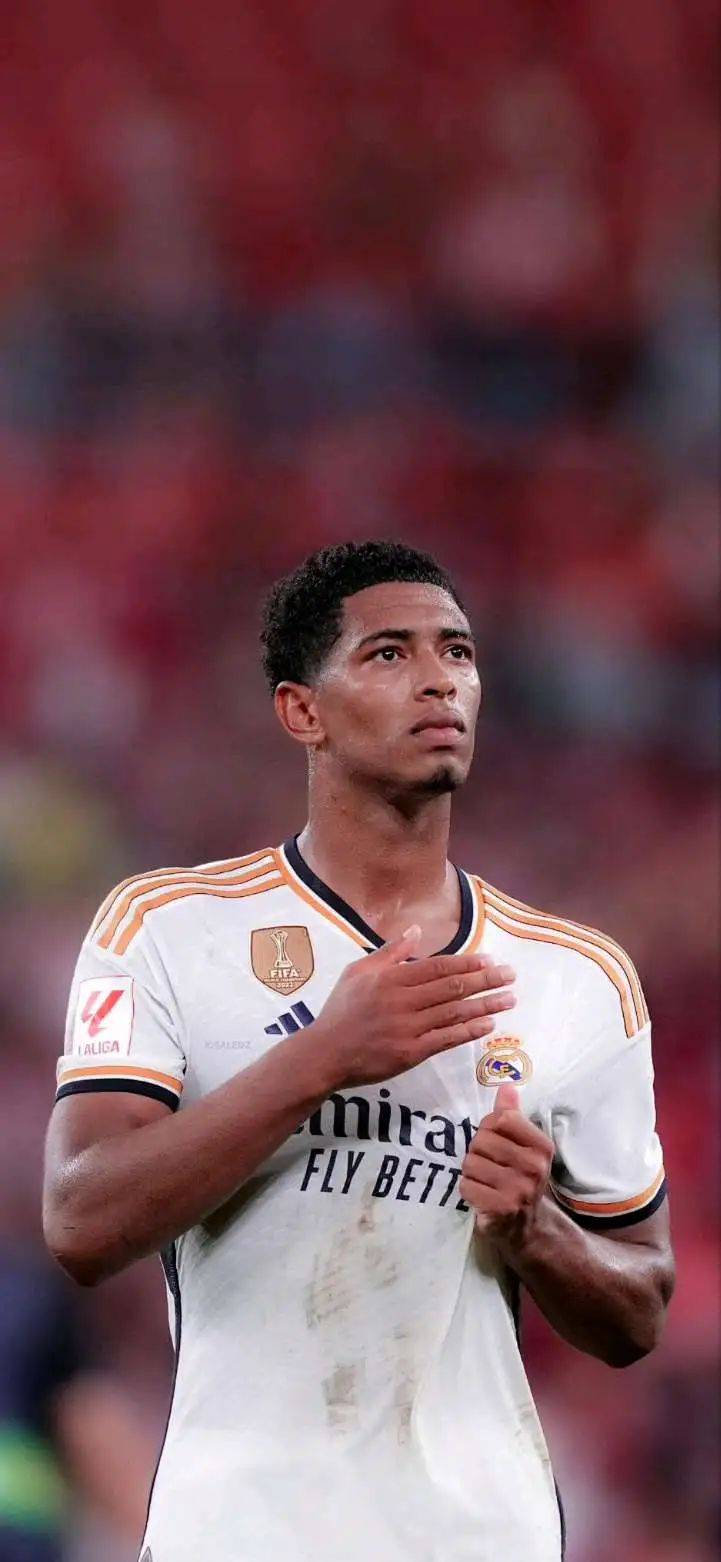 太阳报：喀麦隆队主帅虽被解雇，但仍将奥纳纳选入非洲杯名单（太阳报：喀麦隆主帅下课仍将奥纳纳列入非洲杯名单）