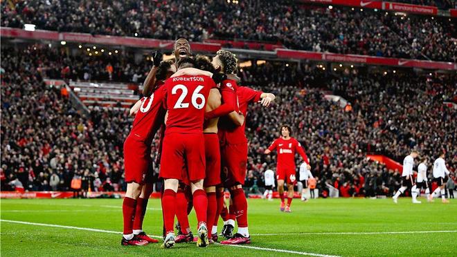 火箭末节三分爆发险胜快船（火箭末节三分雨发威险胜快船）