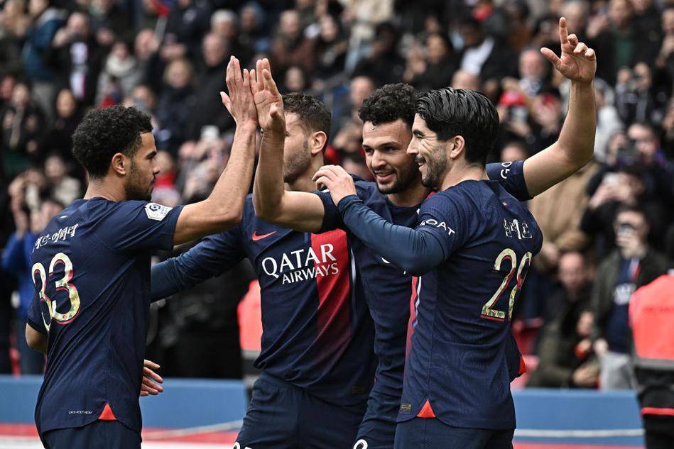 U16男足全胜晋级U17亚洲杯，中国足球队官方发布海报庆祝（U16男足全胜挺进U17亚洲杯，中国足球队官微发布海报致贺）