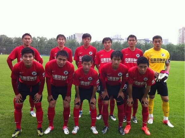 布伦森过去7场比赛场均31.6+6，复出后尼克斯4胜1负（布伦森近7场场均31.6分6助攻，复出后助尼克斯取得4胜1负）