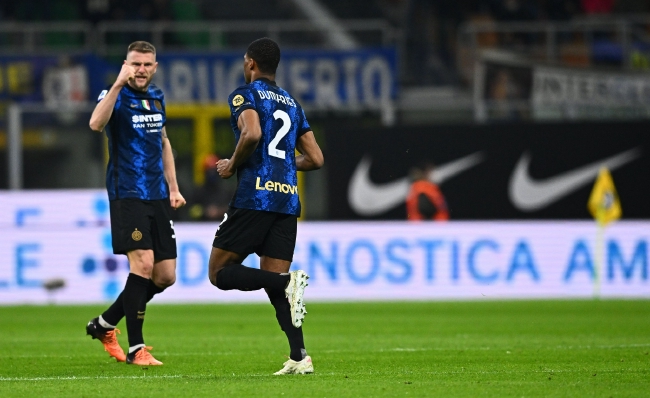 德甲11月最佳球员候选：6球2助攻的昂达夫领衔，奥利塞入选（德甲11月最佳球员候选公布：昂达夫6球2助领跑，奥利塞上榜）