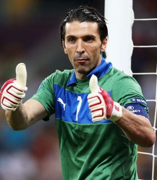 马德兴：中足联这一年是换汤不换药，更多还是像个执行部门（马德兴：中足联这一年只是表面调整，仍更像执行机构）