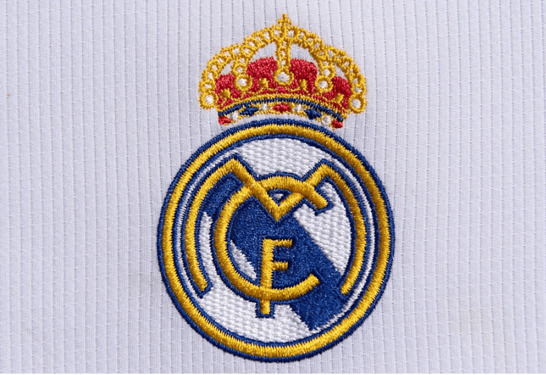 苗原：辽宁铁人18岁高中锋张家鸣获得伯恩利U21的试训邀请（苗原：辽宁铁人18岁高中锋张家鸣收伯恩利U21试训邀约）