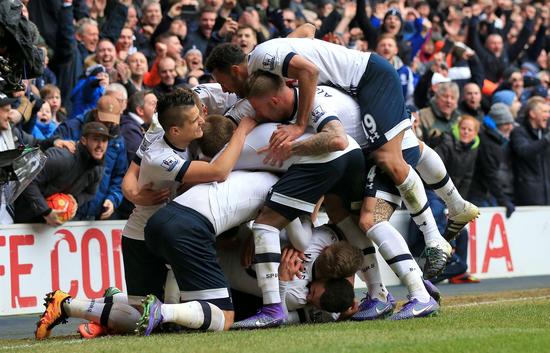 布里兰主场围剿江原FC 三叉戟对决客场虫困局（布里兰主场压境江原FC 三叉戟直击对手客场顽疾）