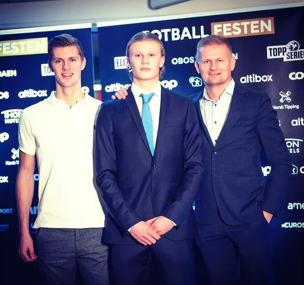 遇到苦主，斯洛特近8次对阵埃因霍温只赢下1场（斯洛特遇克星：近8战埃因霍温仅胜一场）