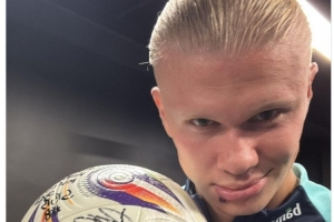 中甲半场：丹克莱尔1射1传，高华泽破门，石家庄功夫2-0大连鲲城（中甲半场战报：丹克莱尔一传一射，高华泽建功，石家庄功夫暂2-0领先大连鲲城）