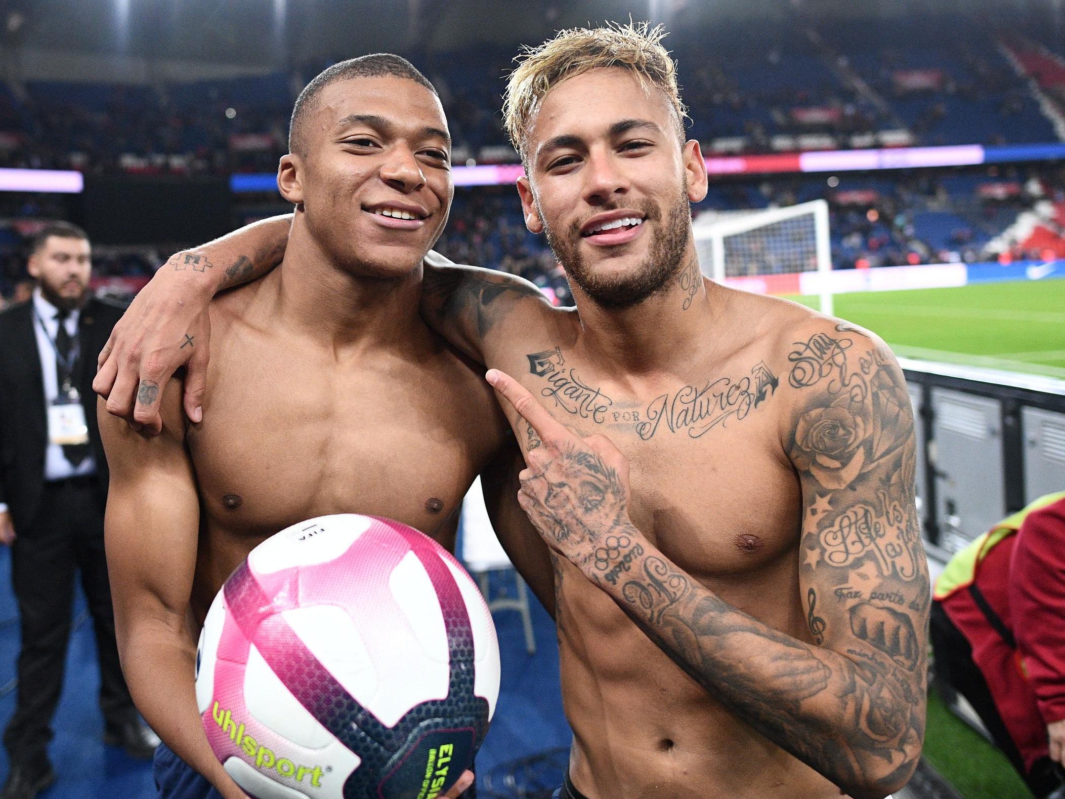 火箭与开拓者交易四名球员及选秀权，换得阿夫迪亚，以解决薪资压力和阵容调整。（火箭与开拓者达成交易：送出四将加选秀权换来阿夫迪亚，缓解薪资压力并优化阵容）