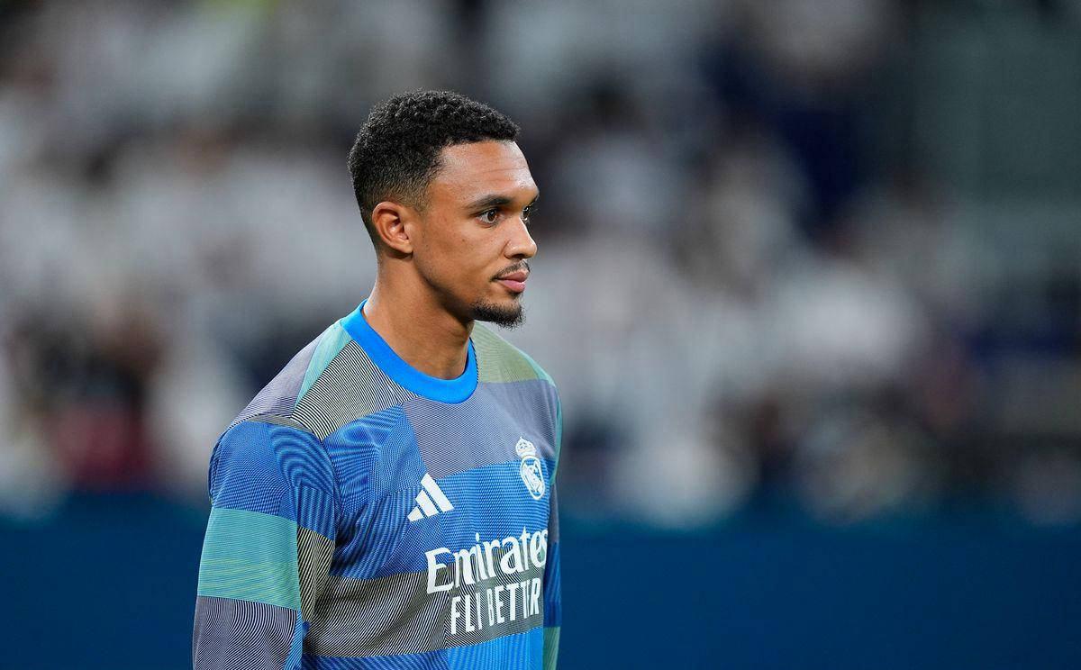 与巴萨的传闻？小蜘蛛：这困扰不到我，目前只专注于本赛季（被传巴萨？小蜘蛛：不受影响，只专注本赛季）