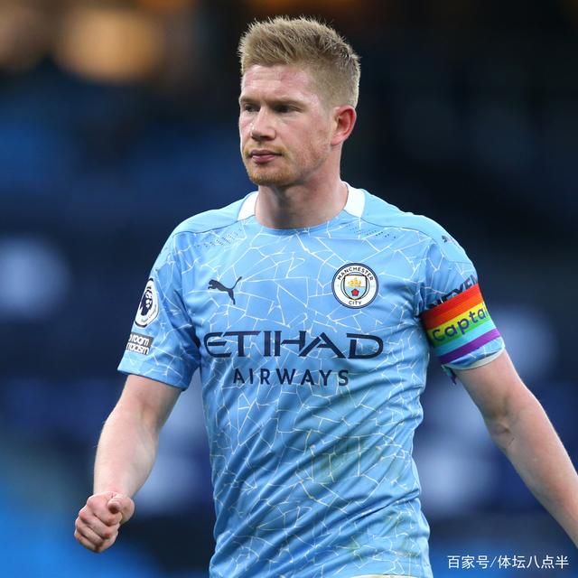 皇马0-2负塞尔塔赛后球员围攻裁判，一分钟内五黄一红（皇马0-2不敌塞尔塔，终场后球员围堵裁判，60秒内五黄一红）